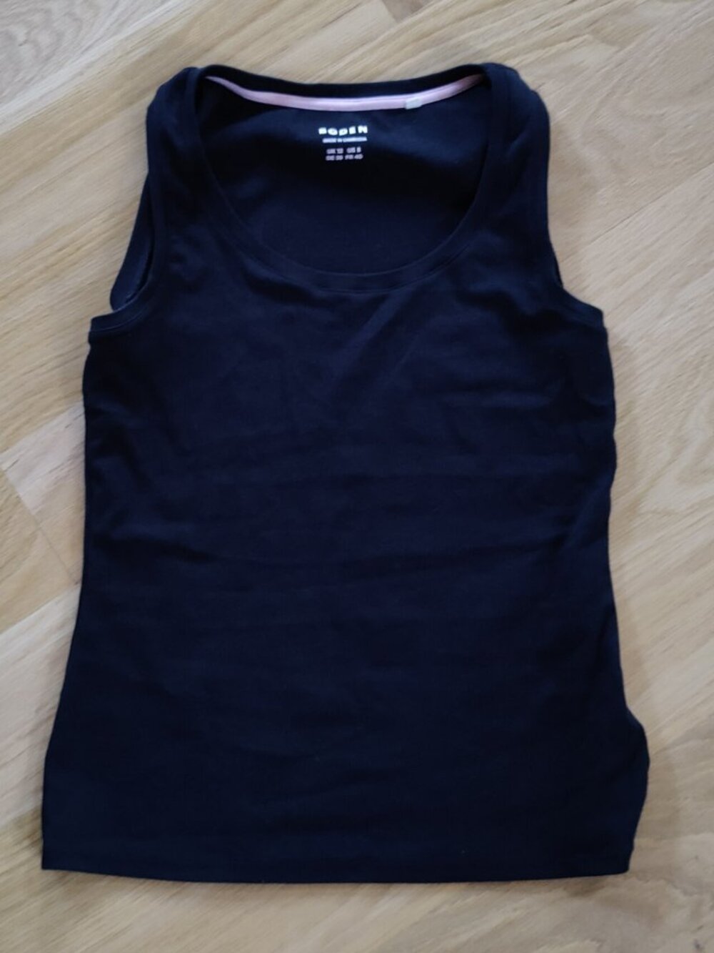 Black Boden Essential Scoop Neck Tank Top Size 8
